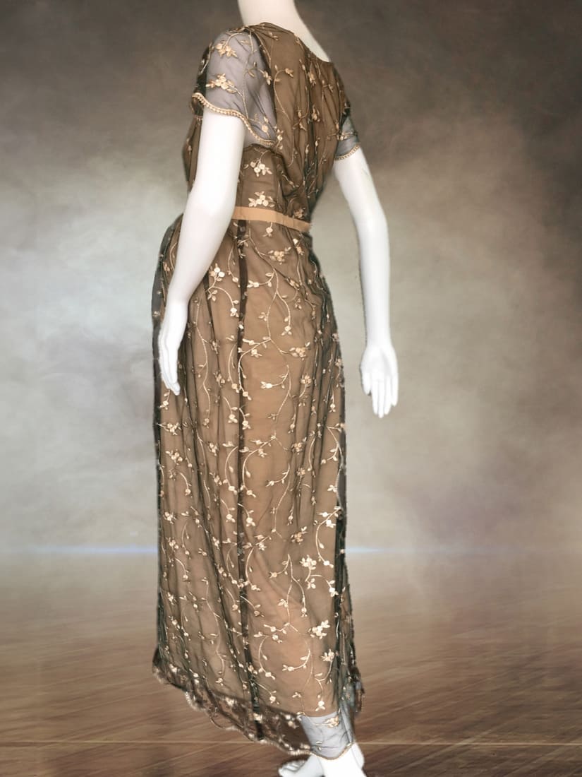 Maternity dress 11.0d