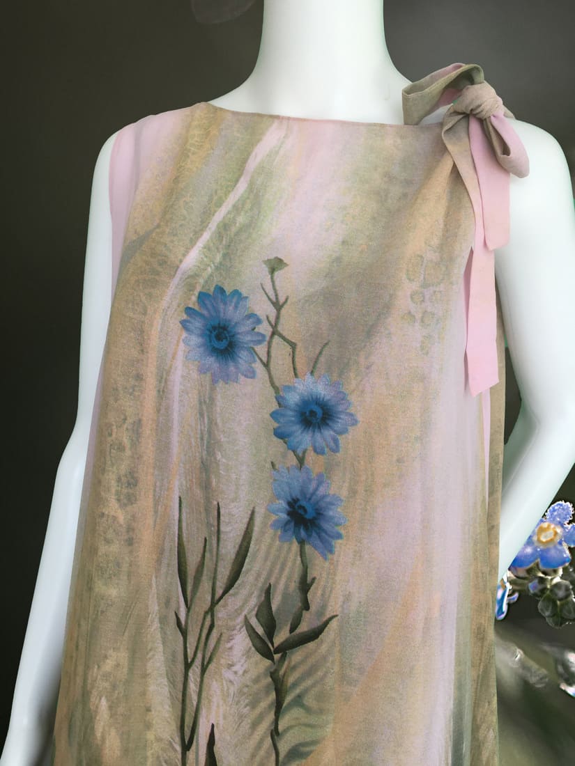 Sheer dress 4.0d