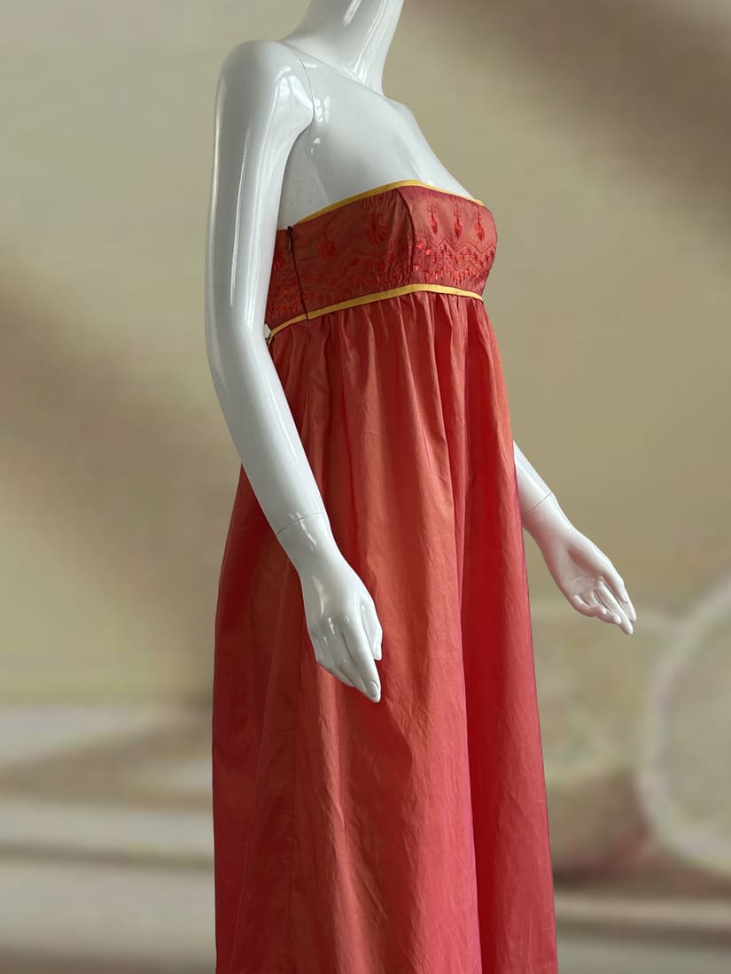 Exotic dress 1.0d