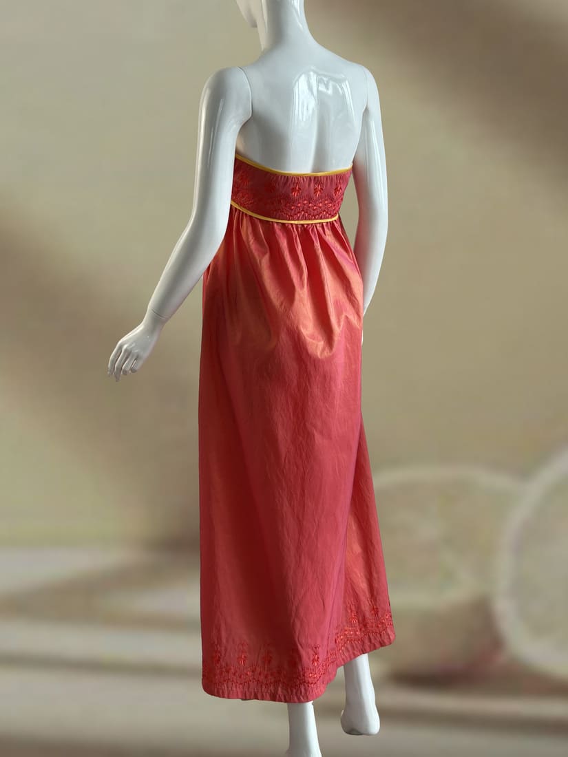 Exotic dress 1.0e